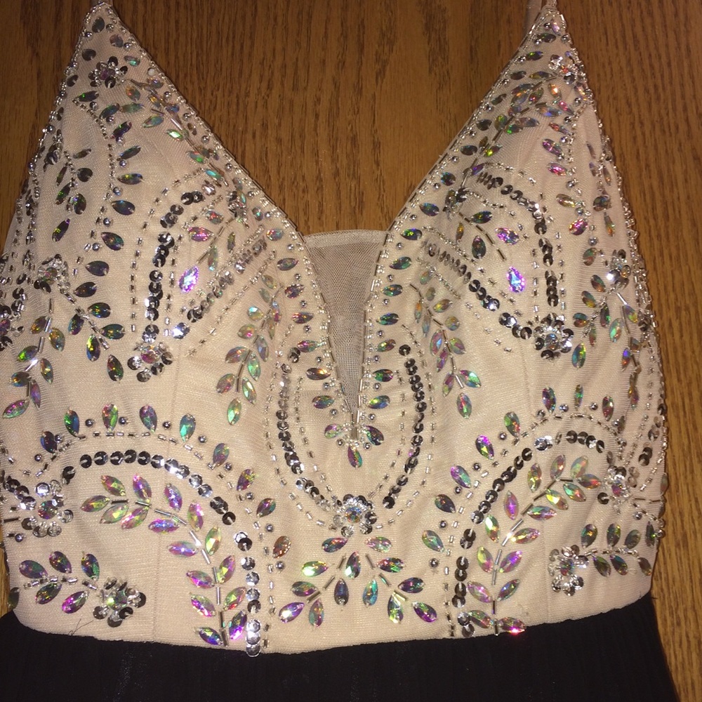 Prom dress- Size 9 - Picture 3 of 5